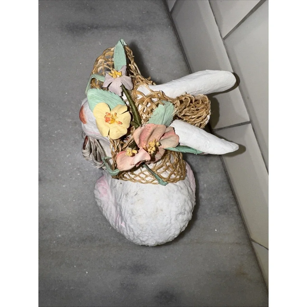 VINTAGE PAPER MACHE SITTING GIRL BUNNY W/ STRAW HAT MADE IN THE‎ PHILIPPINES